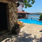 Villas Sozopol ホテル