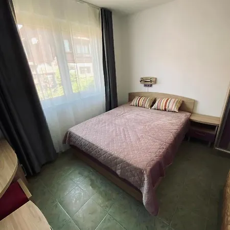 Вили Созопол Хотел 2*