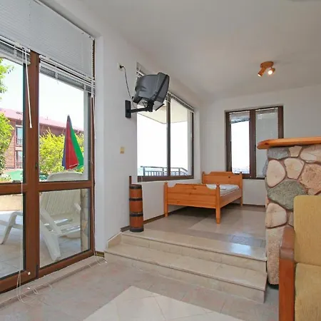 Вили Созопол Хотел