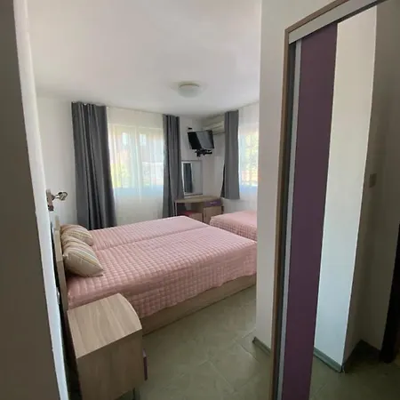 Hotel Villas Sozopol 2*